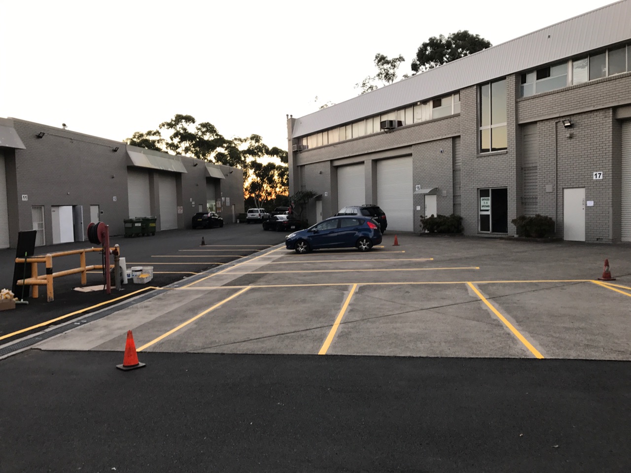 Industrial property for lease in north rocks 3