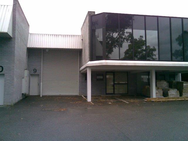 Industrial property for lease in castle hill 4