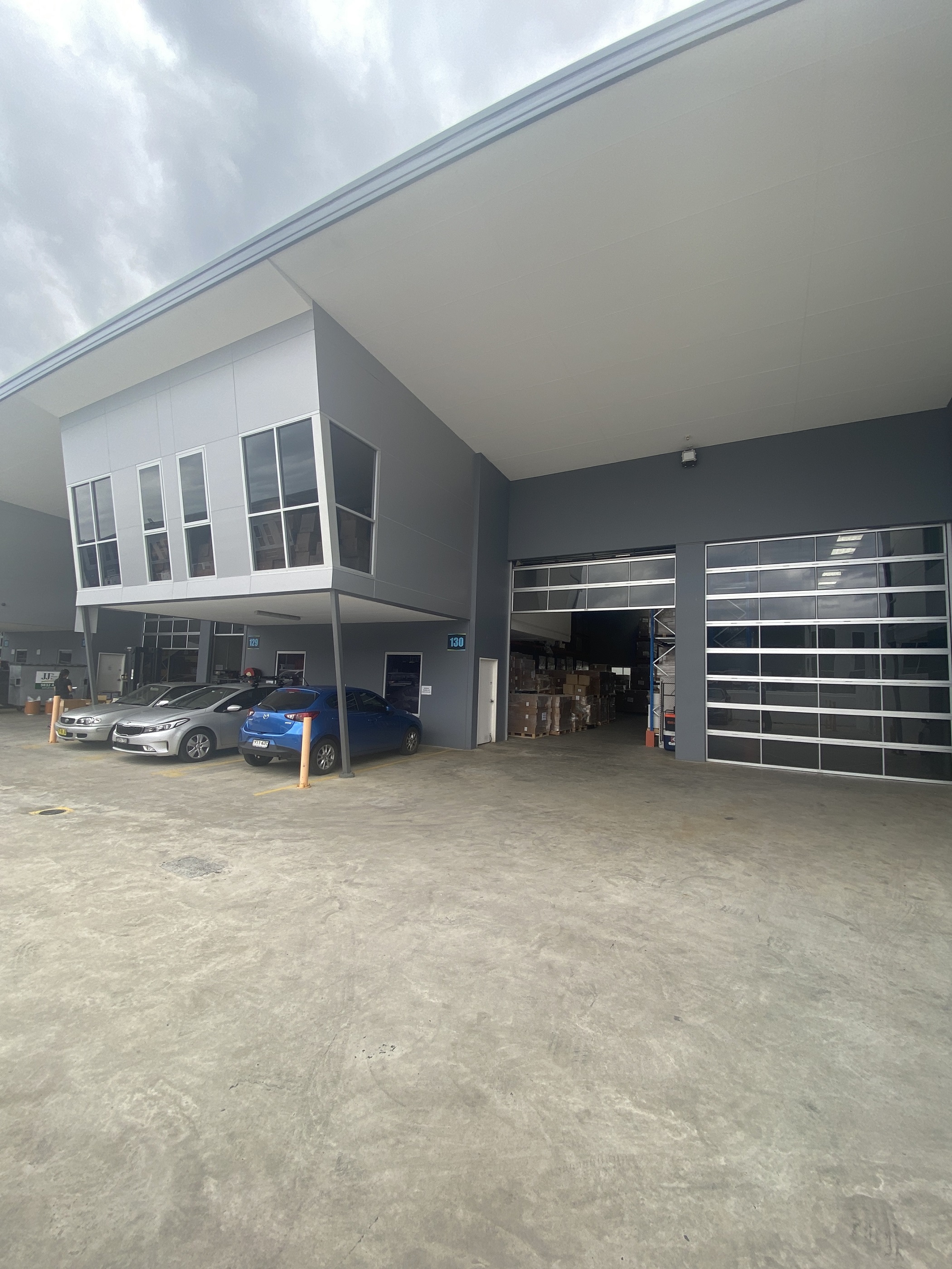Industrial property for lease in north rocks 1