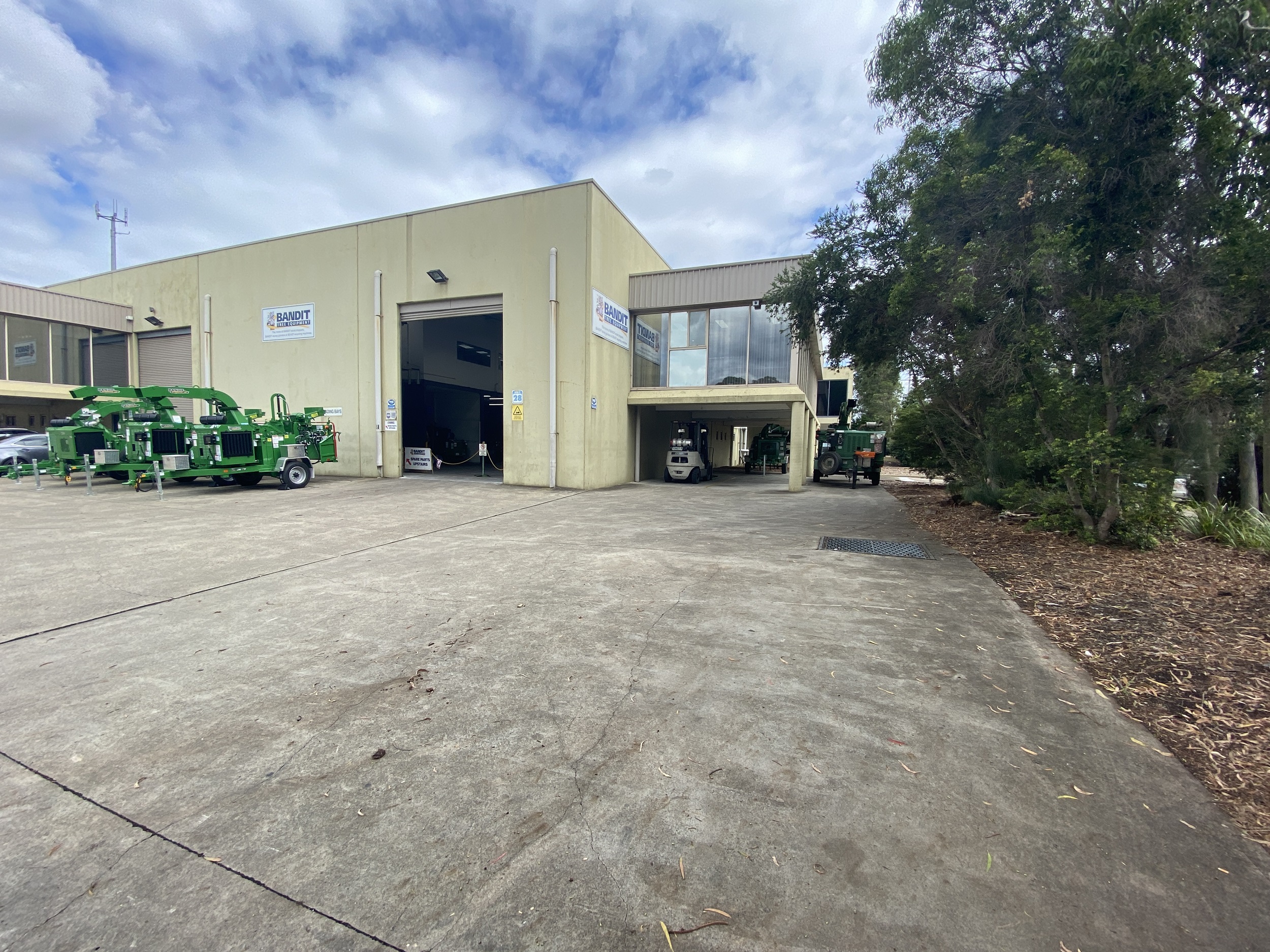 Industrial property for sale in seven hills 1