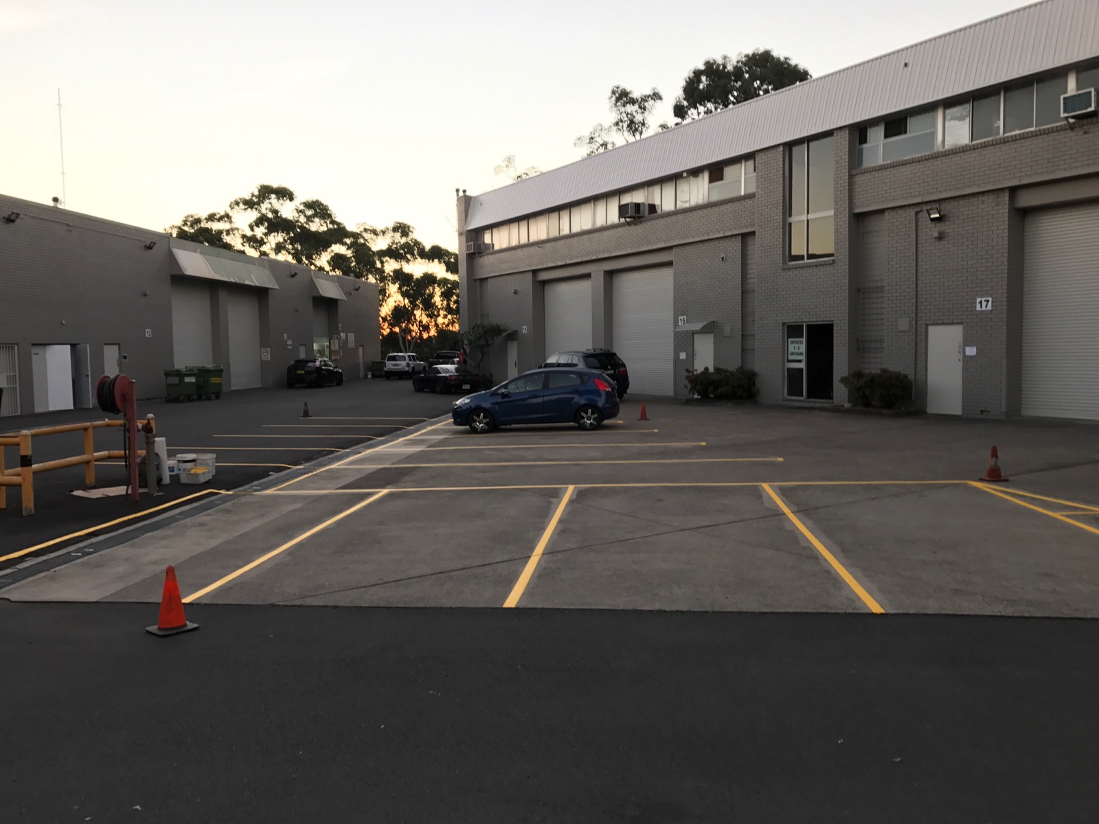 Industrial property for lease in north rocks 1