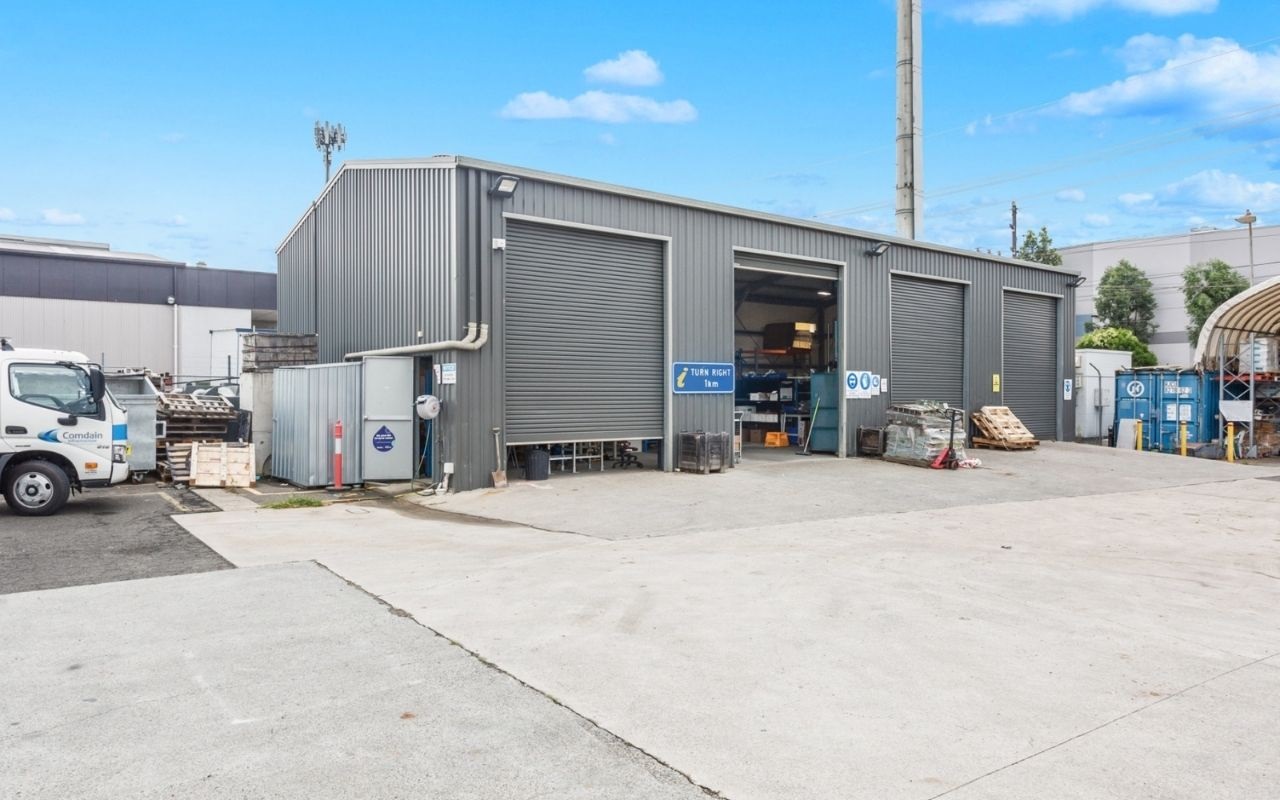 Industrial property for lease in seven hills 2