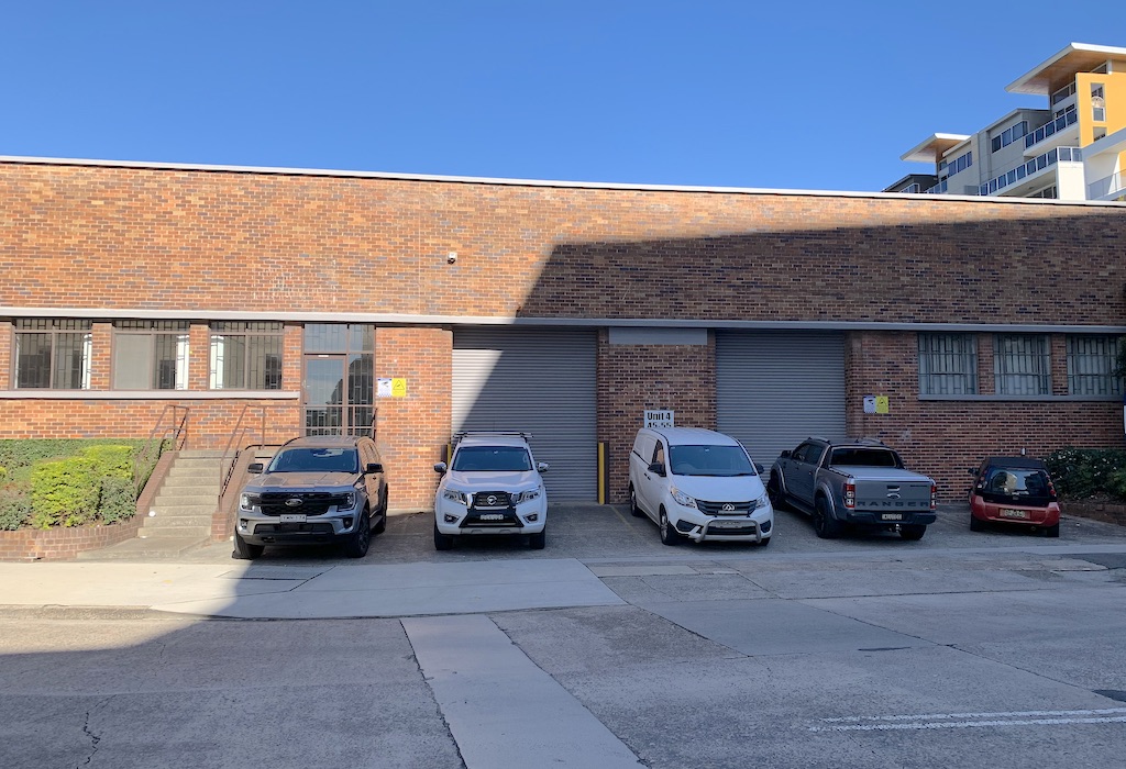Industrial property for lease in rosebery 3