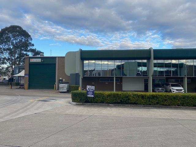 Industrial property for lease in seven hills 0