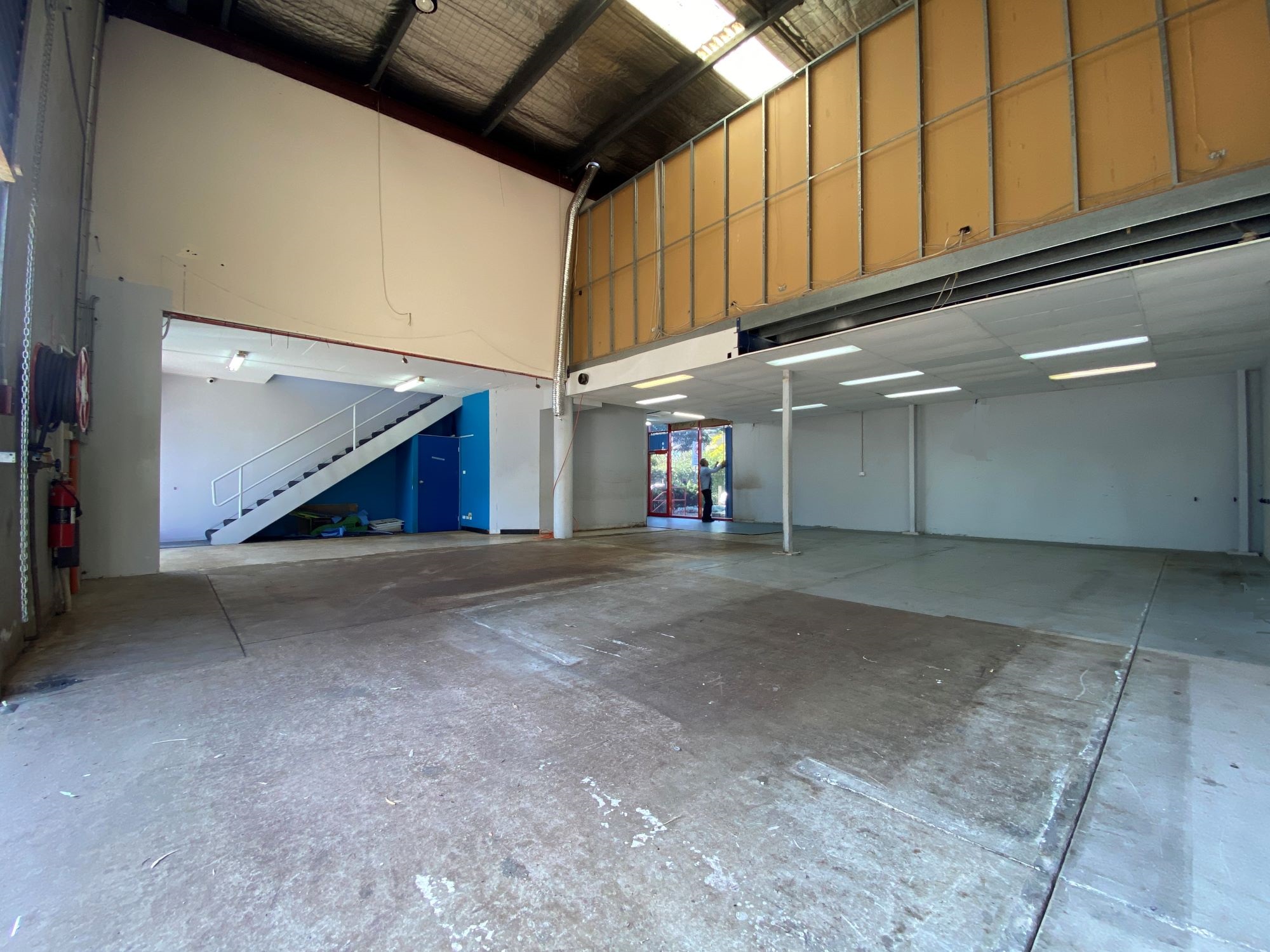 Industrial property for lease in silverwater 3