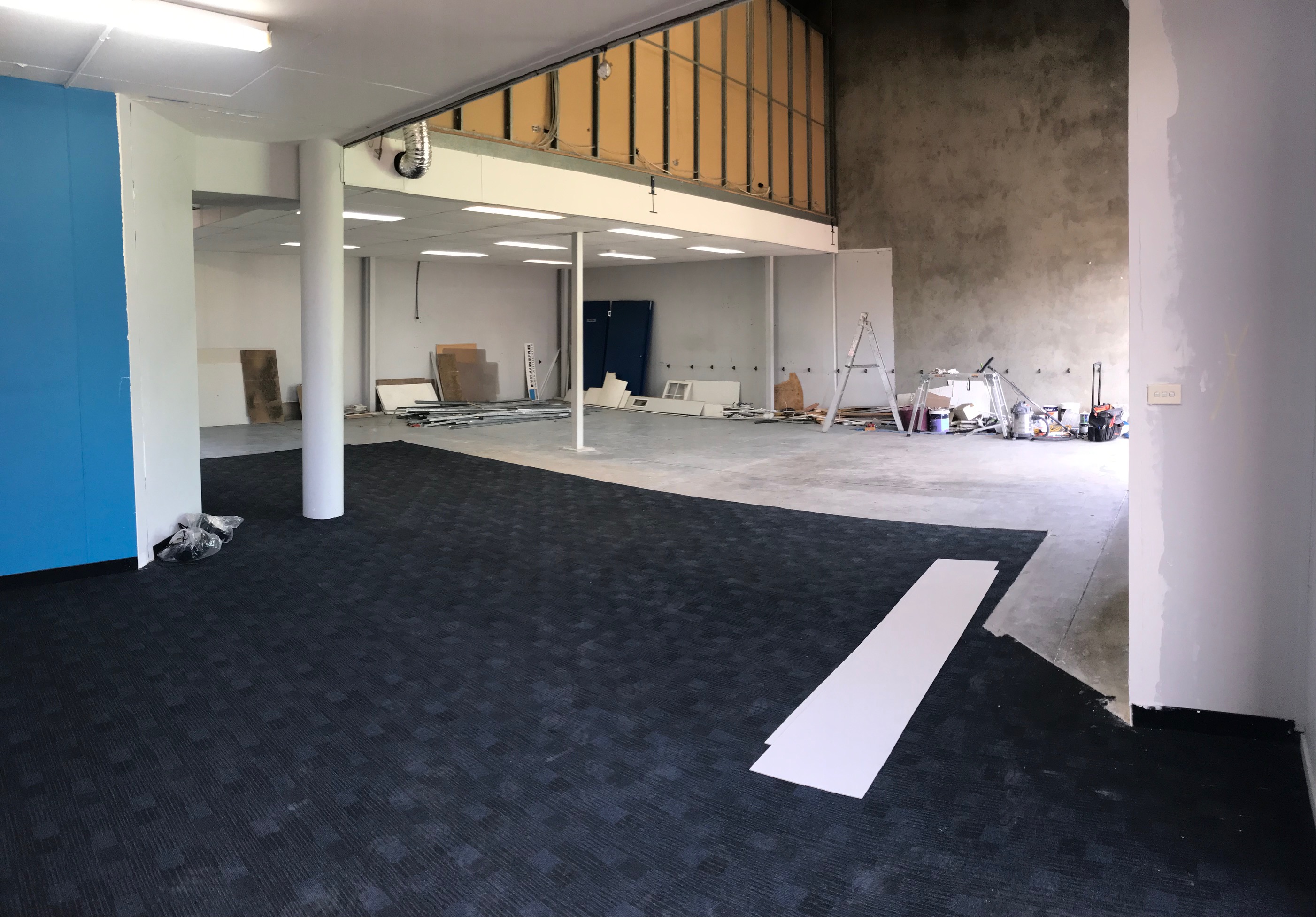 Industrial property for lease in silverwater 4