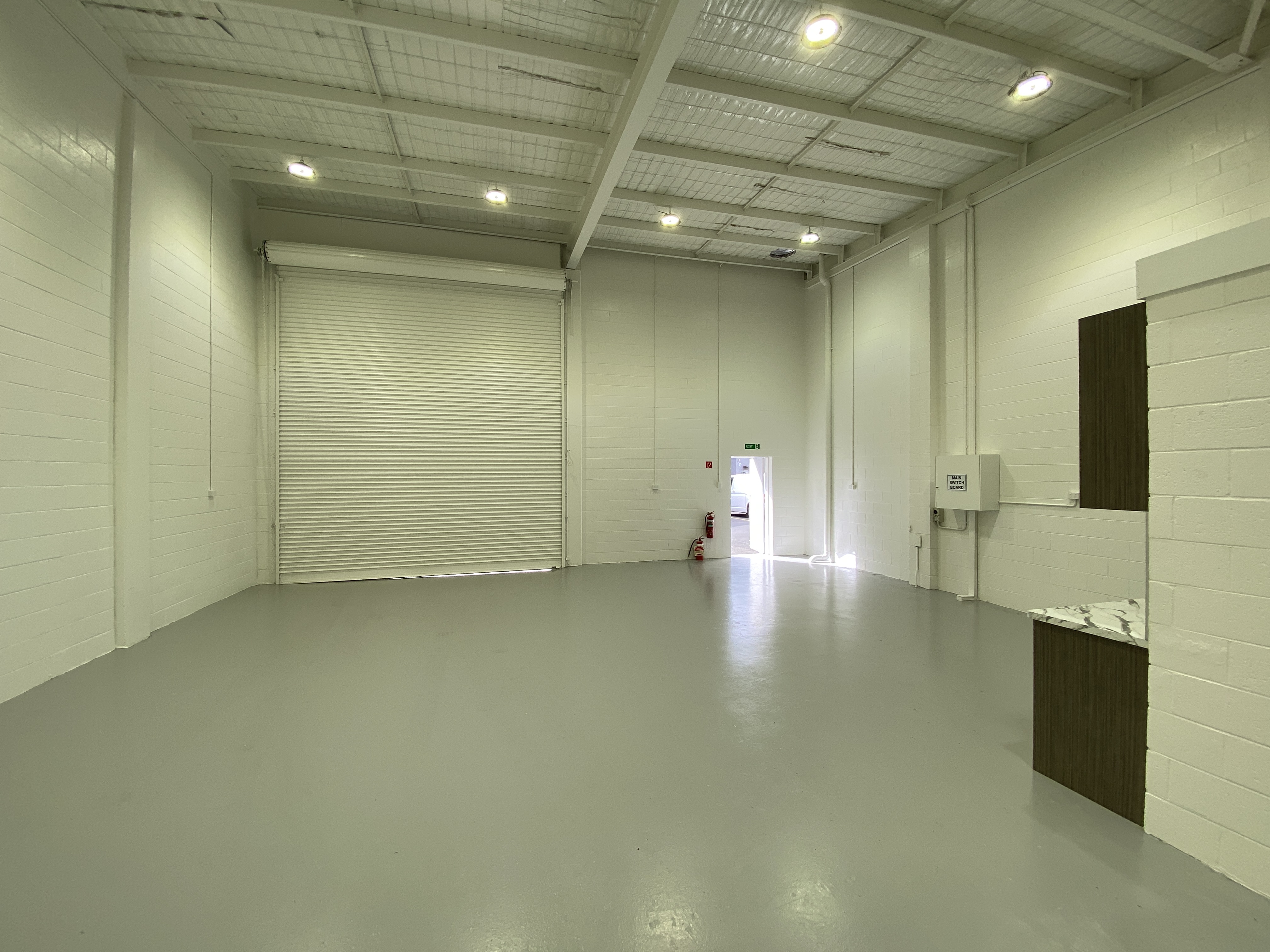 Industrial property for lease in north rocks 0