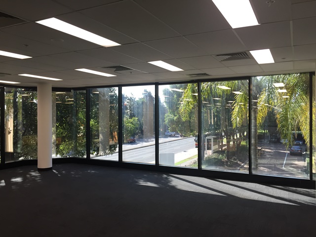 Commercial property for lease in silverwater 0