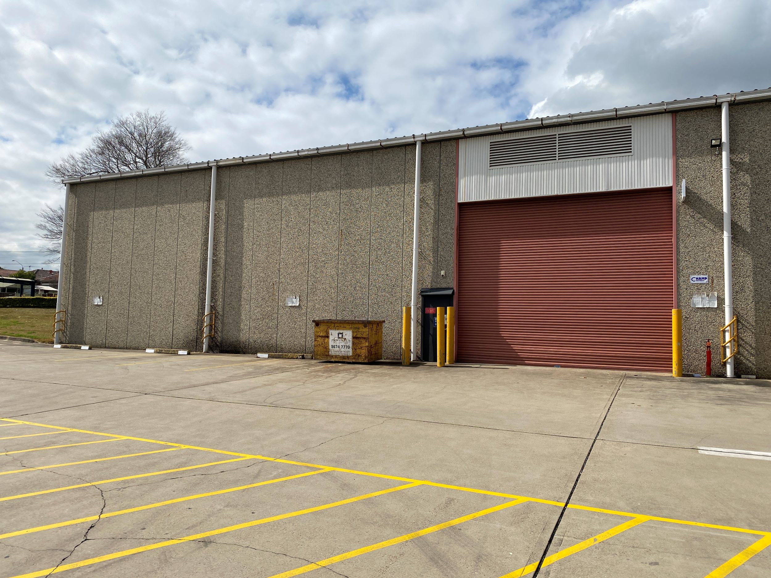 Industrial property for lease in regents park 2