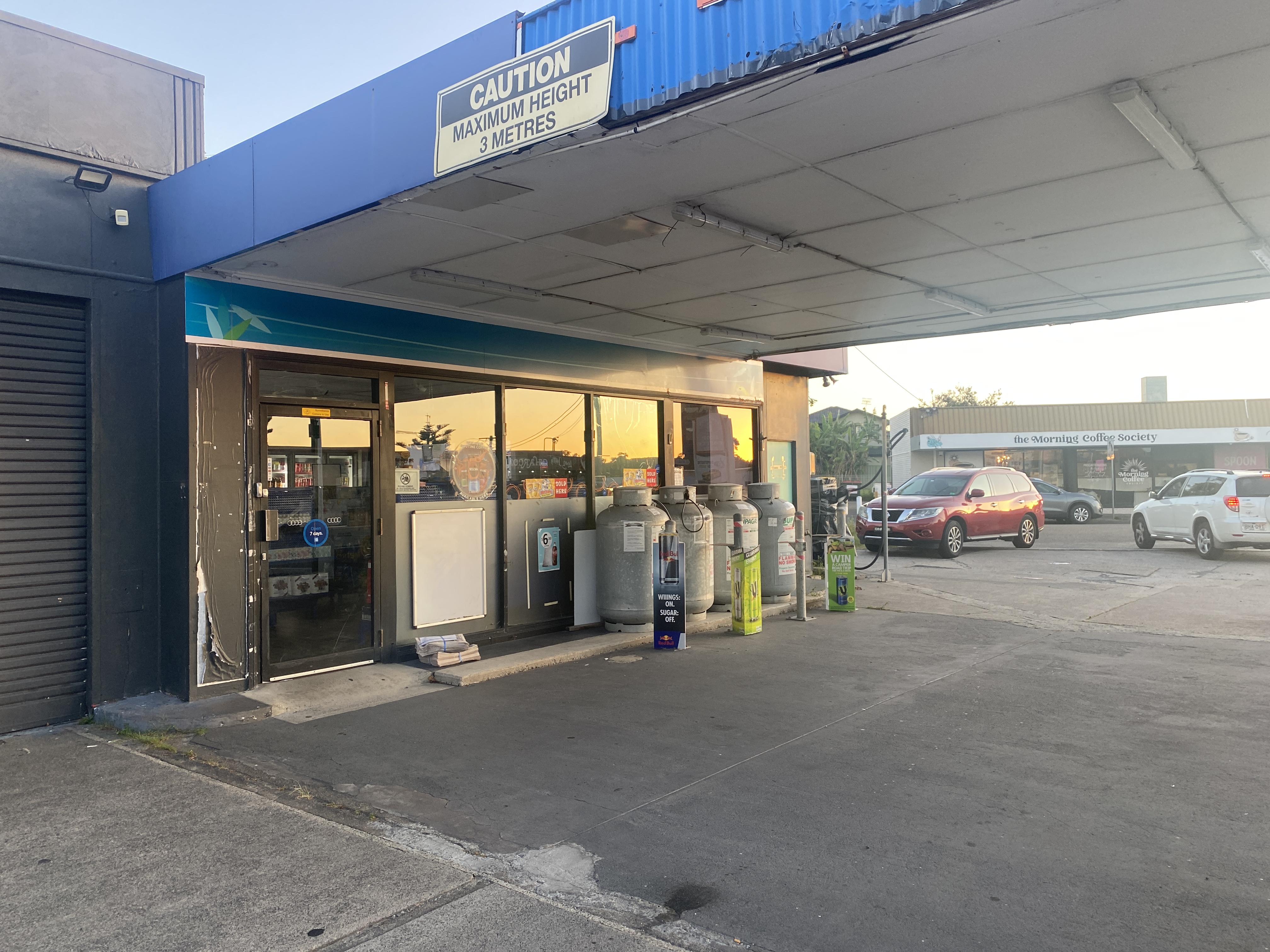 Retail property for lease in long jetty 1