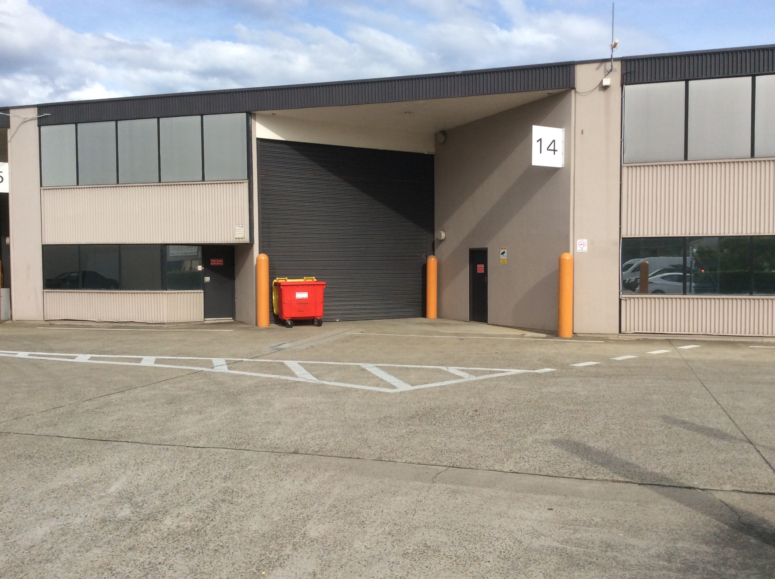 Industrial property for lease in smithfield 1