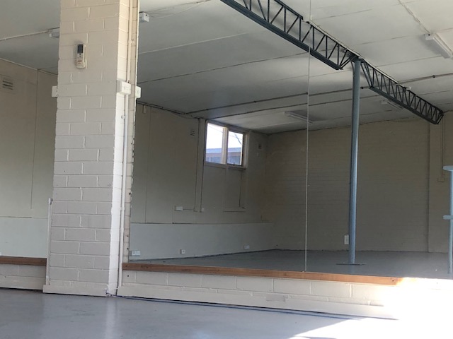 Industrial property for lease in gladesville 2