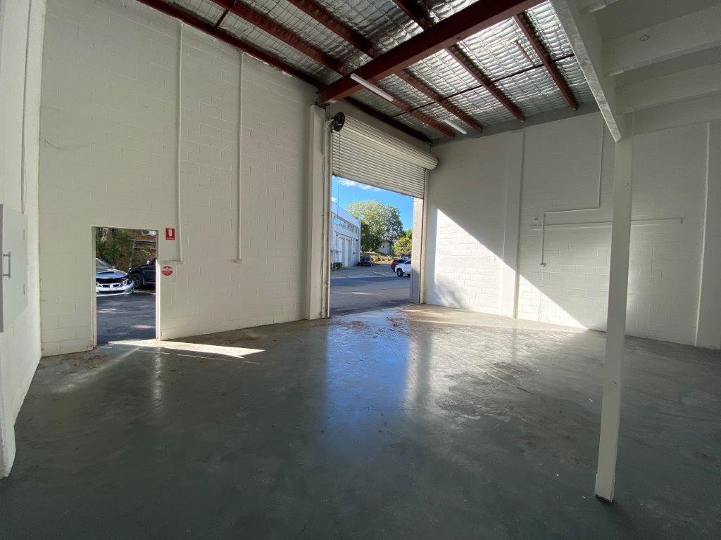 Industrial property for lease in north rocks 4