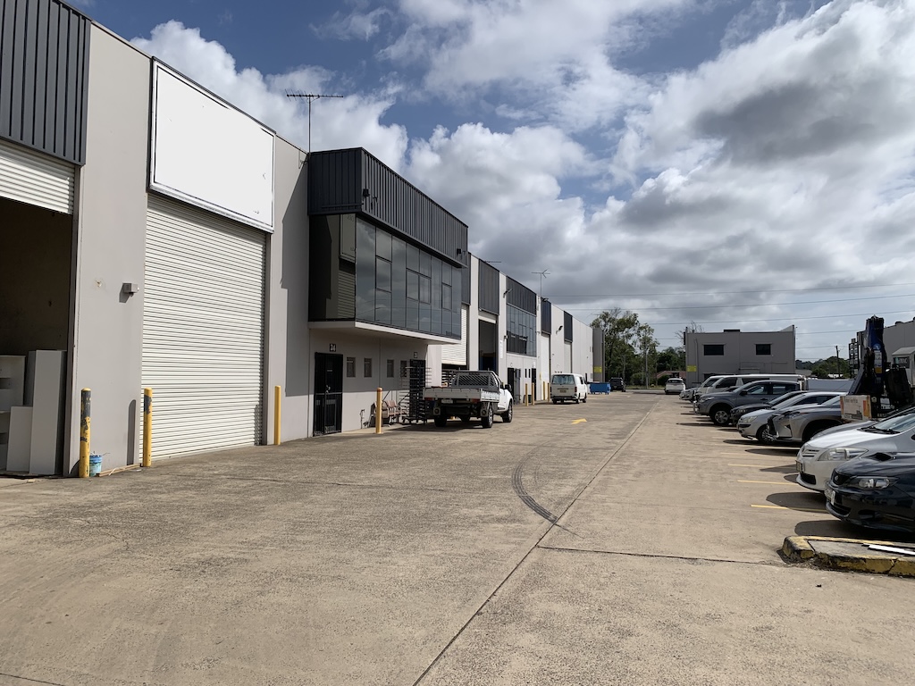 Industrial property for lease in prestons 7