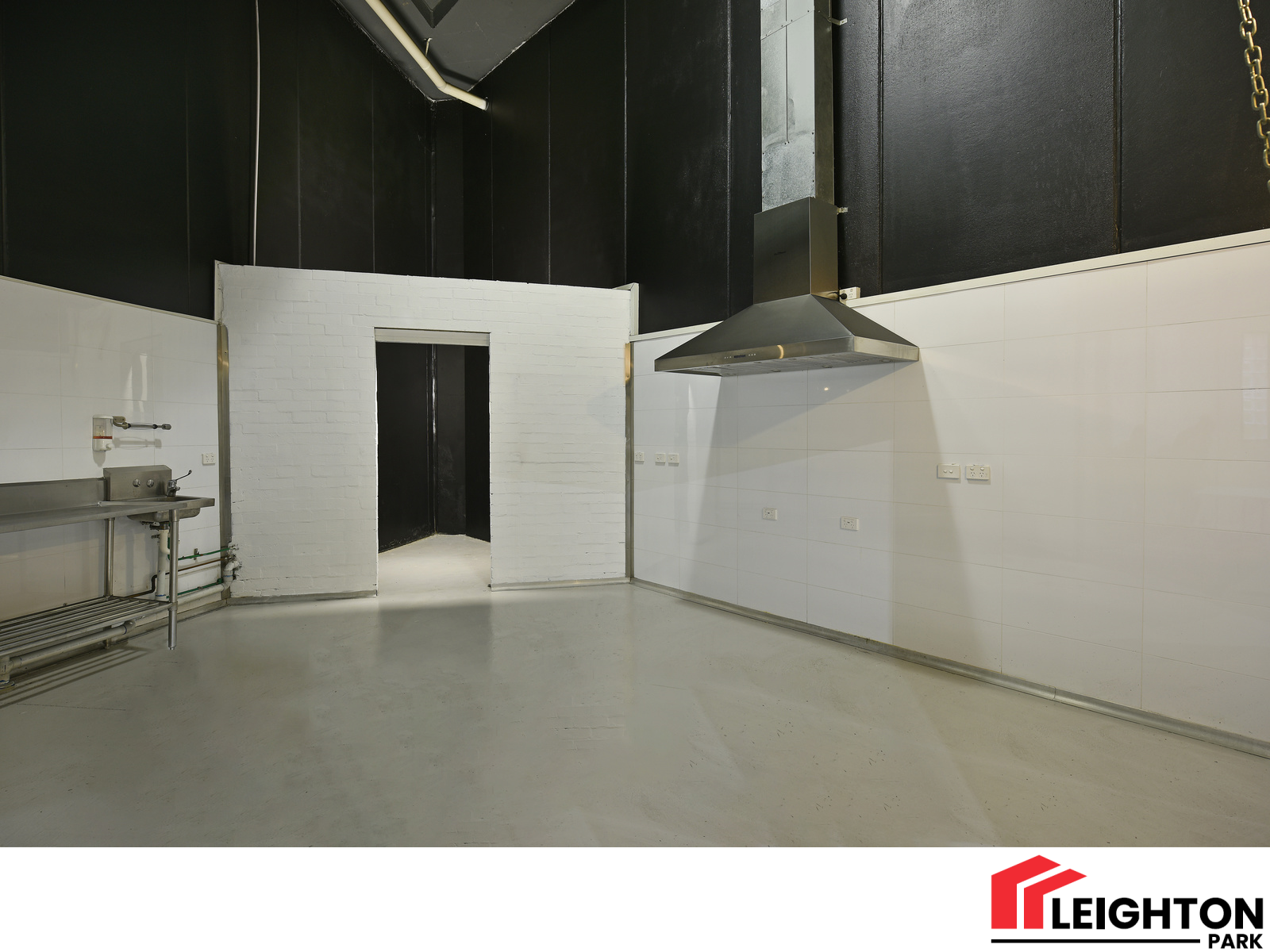 Industrial property for lease in hornsby 0