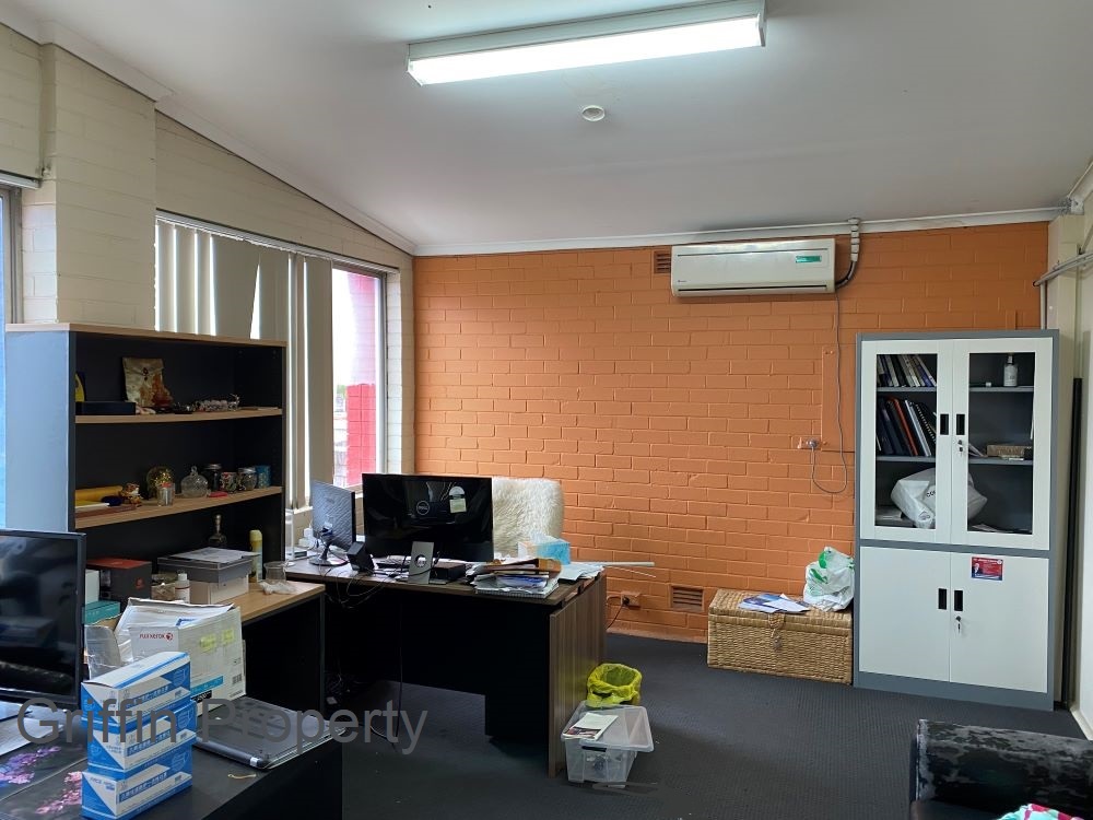 Industrial property for lease in regents park 2