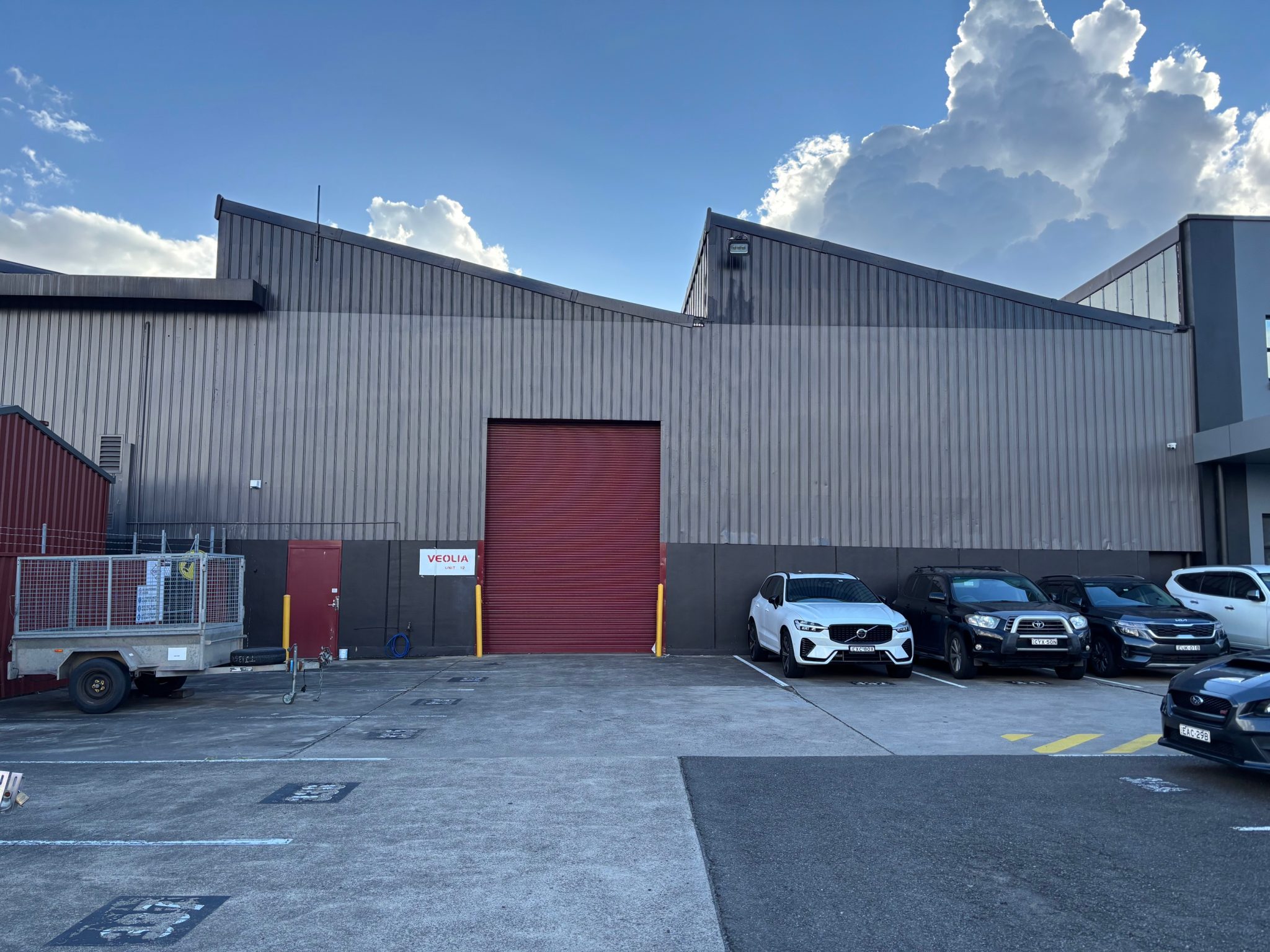 Industrial property for lease in seven hills 1