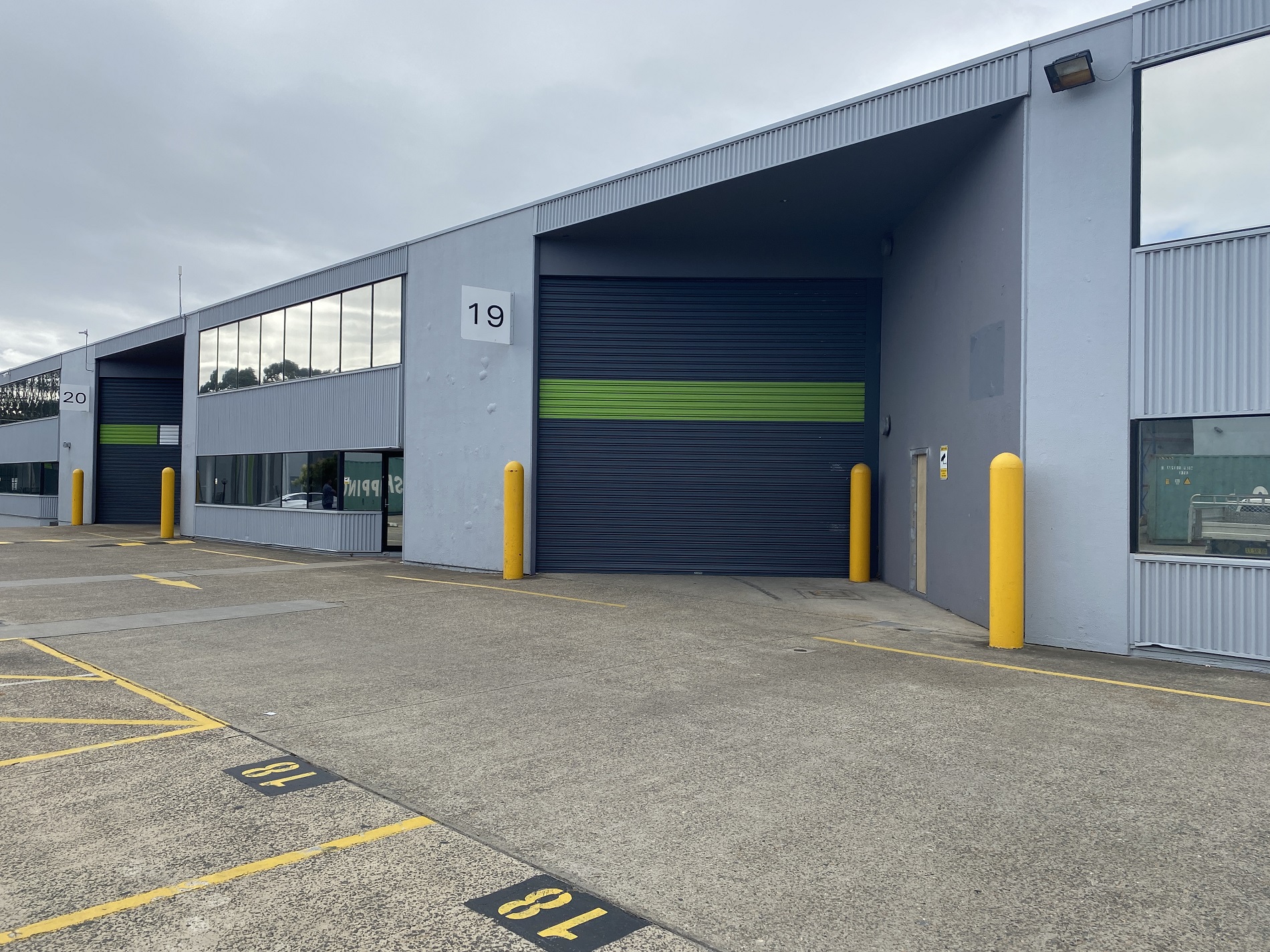 Industrial property for lease in smithfield 1