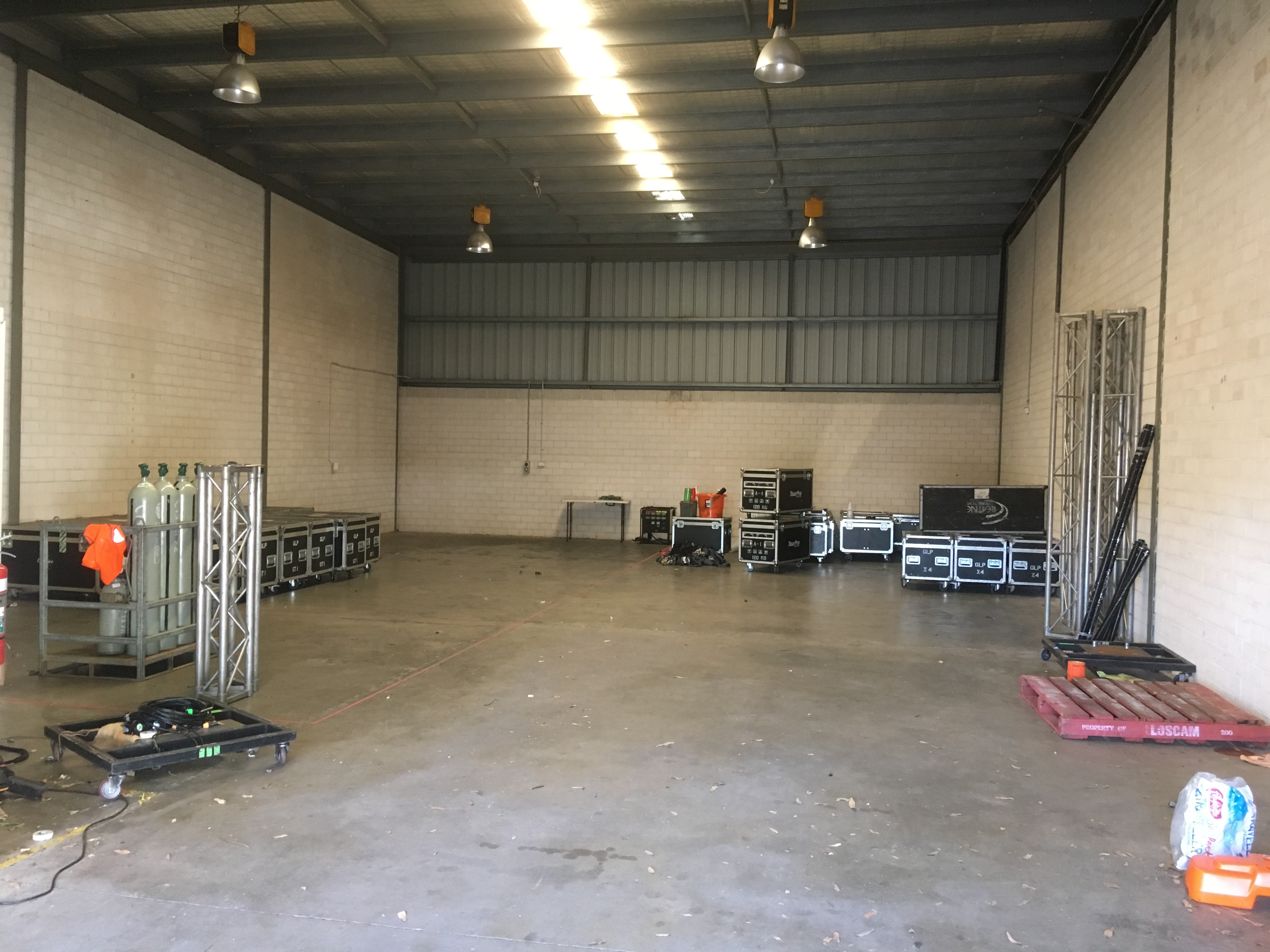 Industrial property for lease in castle hill 1