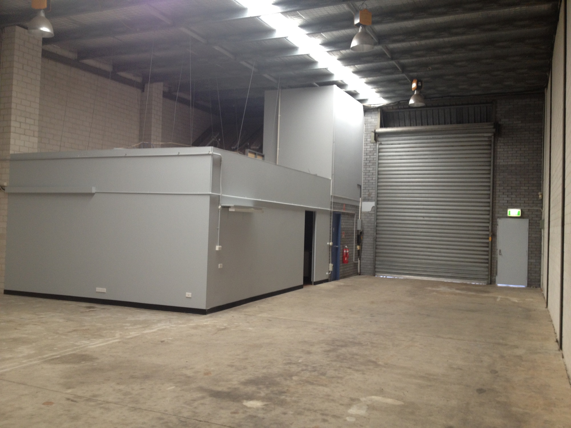 Industrial property for lease in castle hill 1