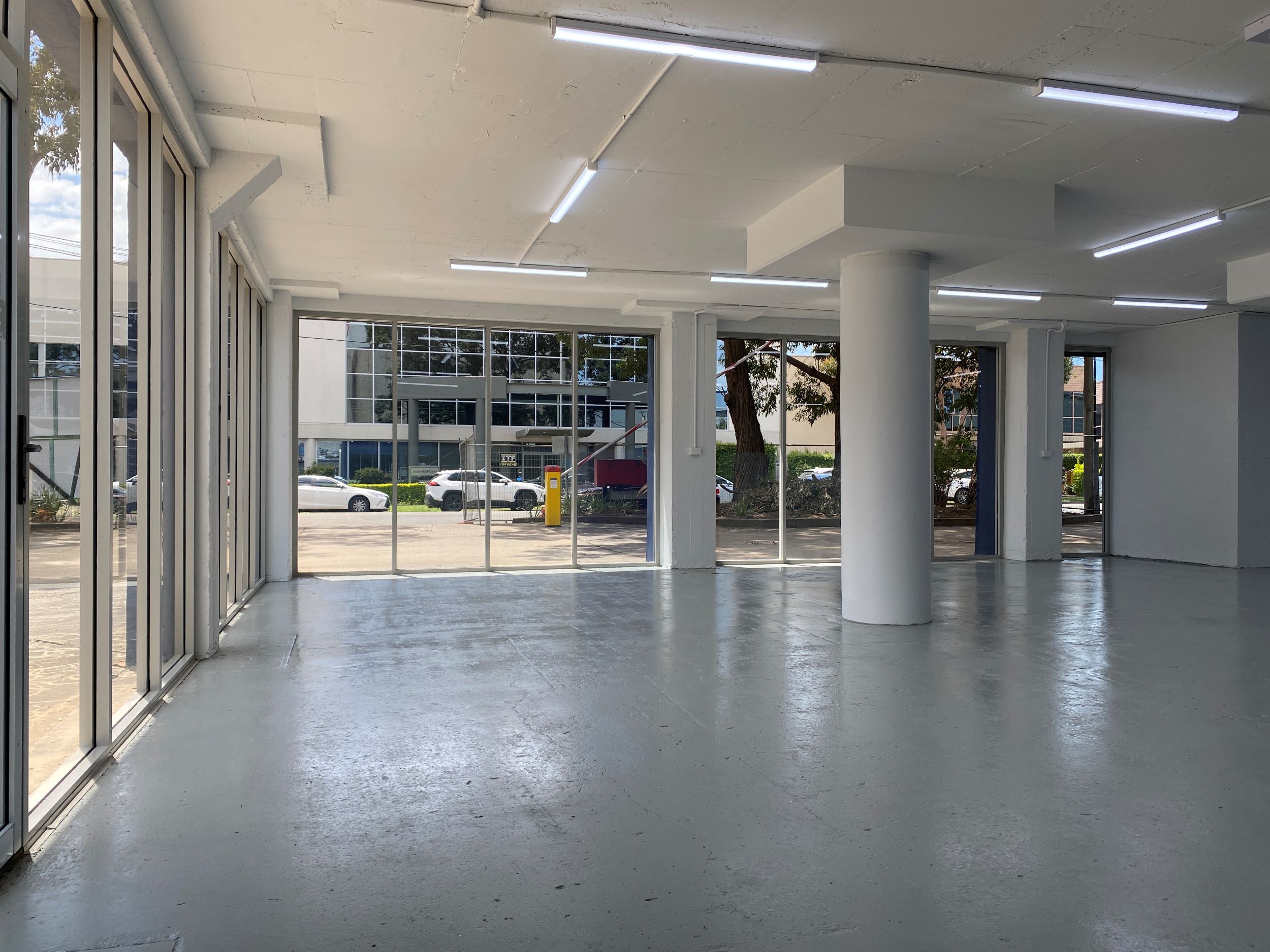 Industrial property for lease in silverwater 2