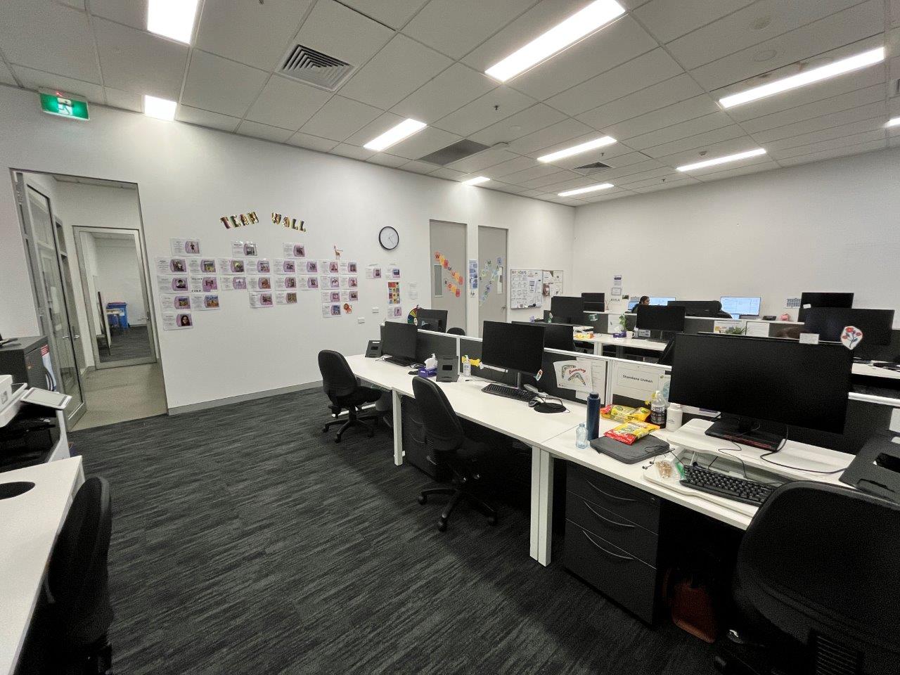 Commercial property for lease in seven hills 2