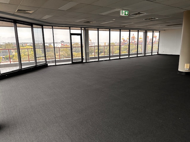 Commercial property for lease in banksmeadow 1