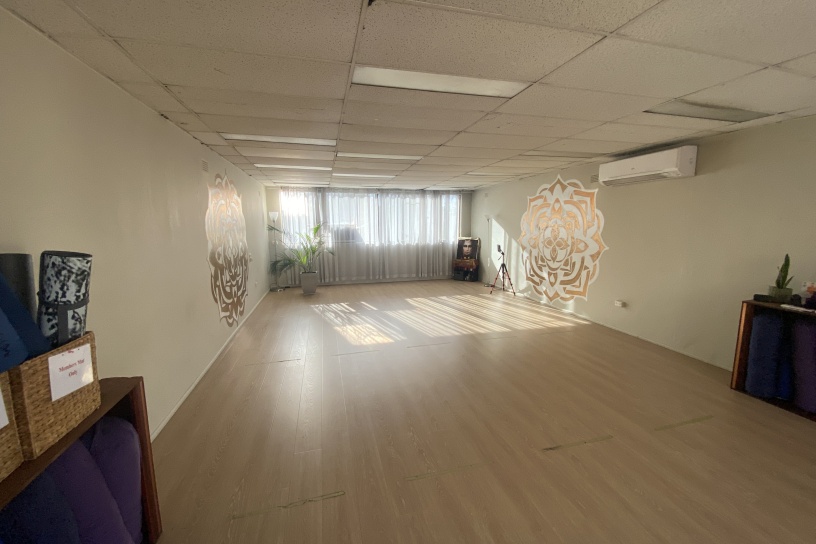 Retail property for lease in seven hills 0