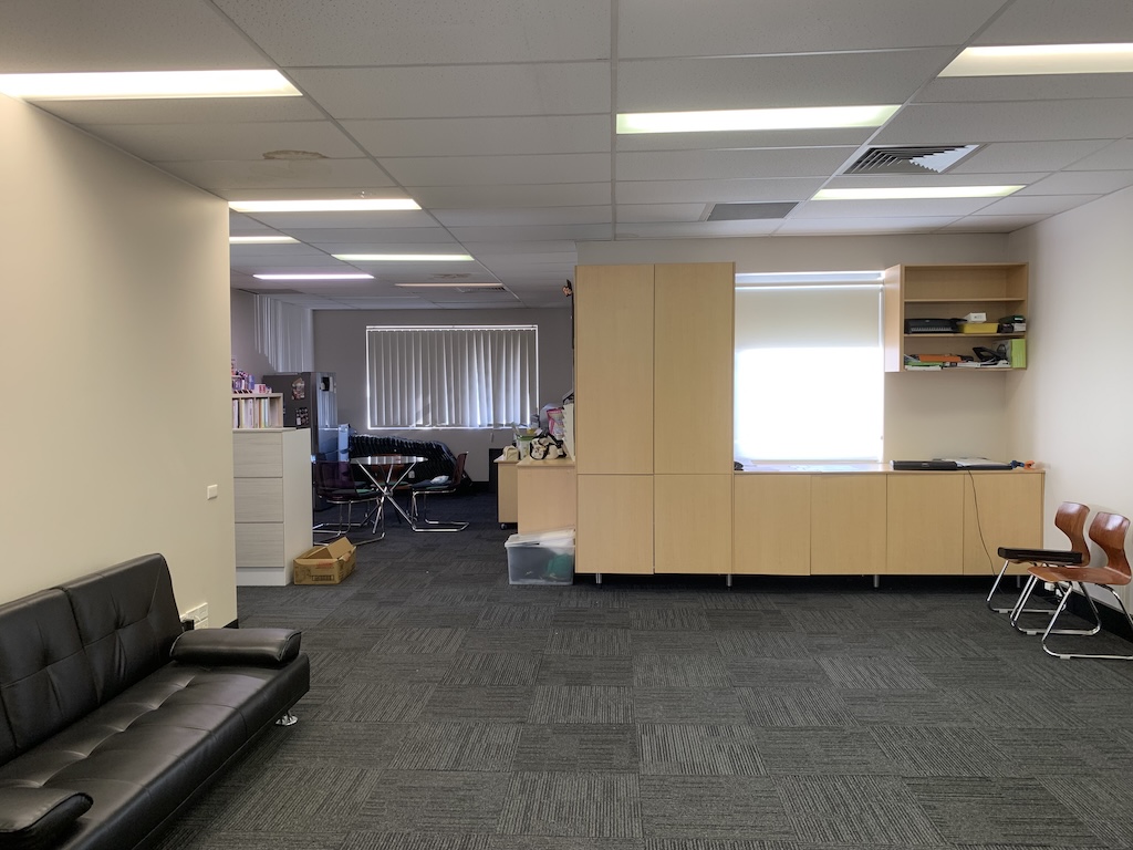 Commercial property for lease in newington 1