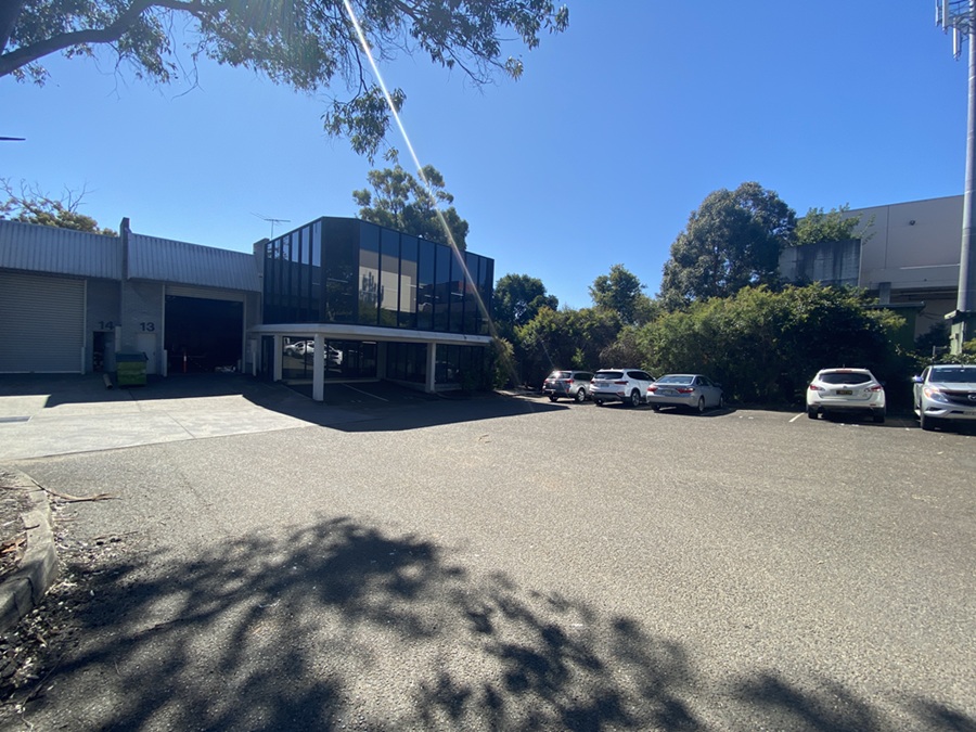 Industrial property for lease in castle hill 1