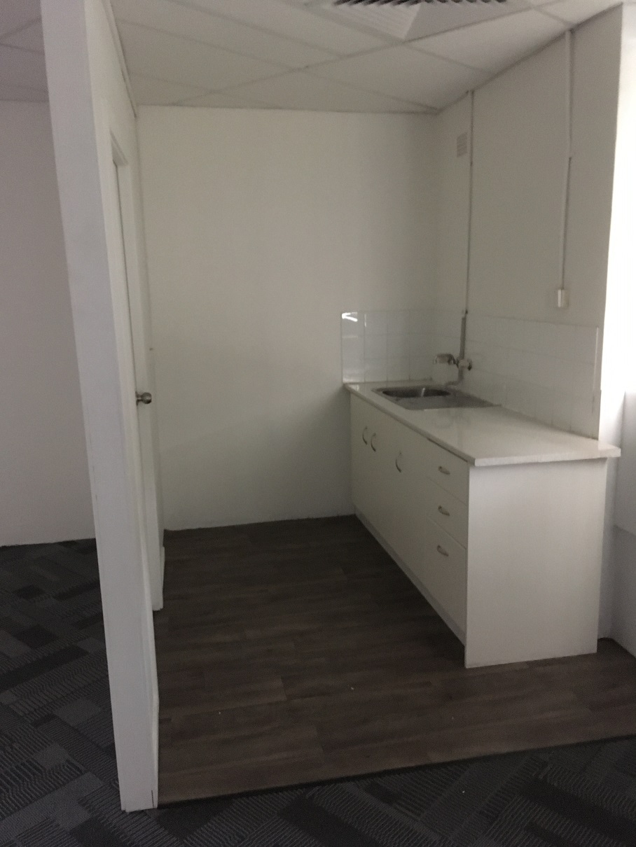 Commercial property for lease in seven hills 1