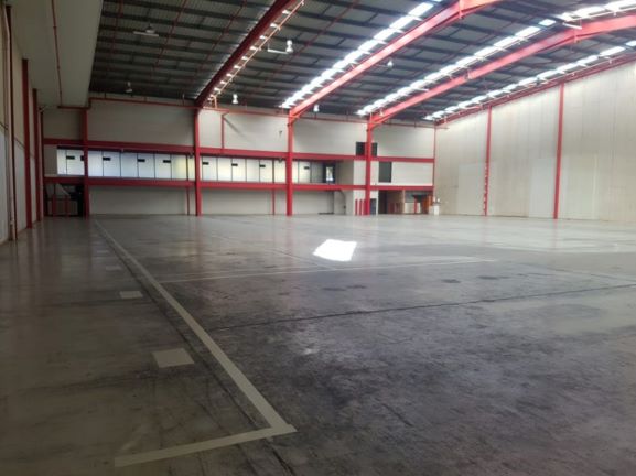 Industrial property for lease in silverwater 2