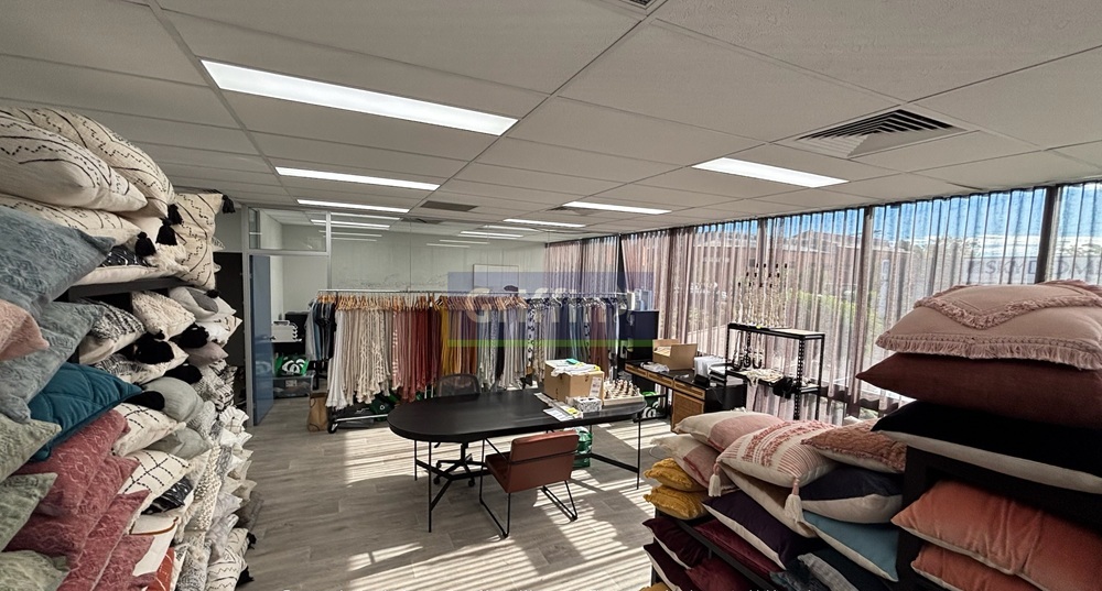 Industrial property for lease in seven hills 2