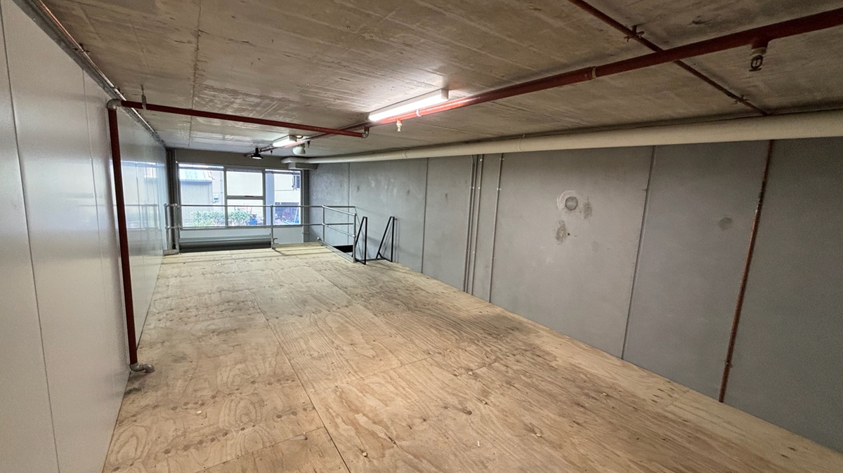 Industrial property for lease in north rocks 2