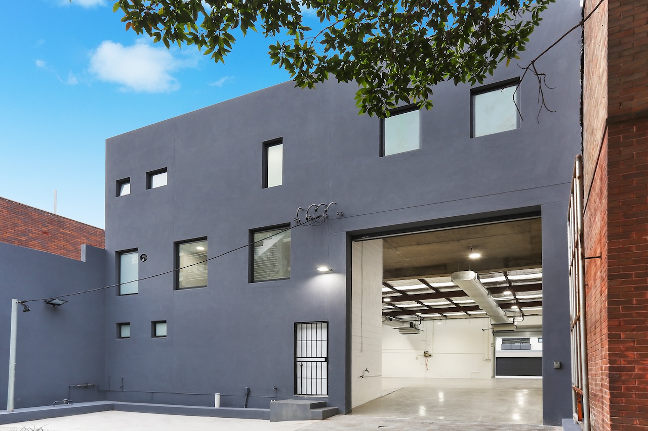 Commercial property for lease in zetland 1