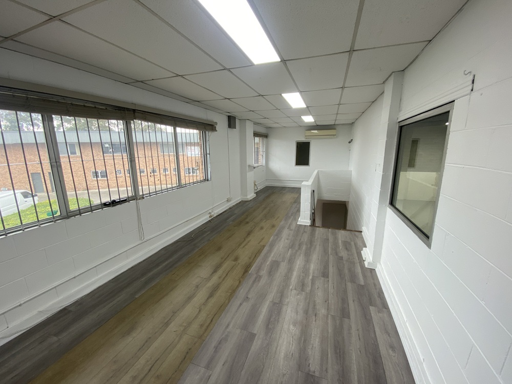 Industrial property for lease in seven hills 2