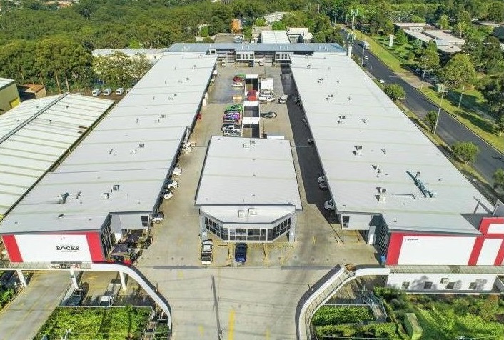 Industrial property for lease in north rocks 1
