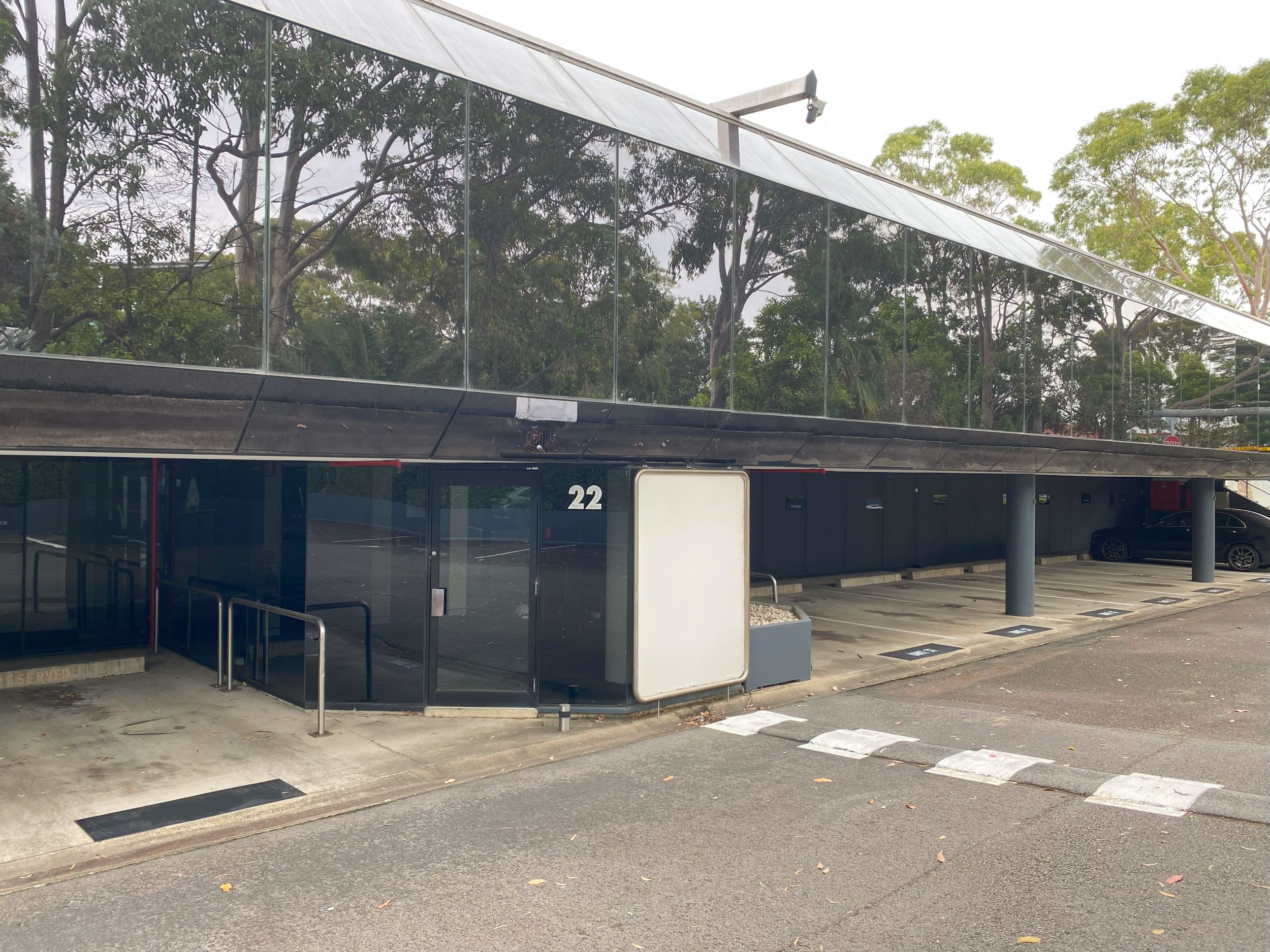 Industrial property for lease in silverwater 2