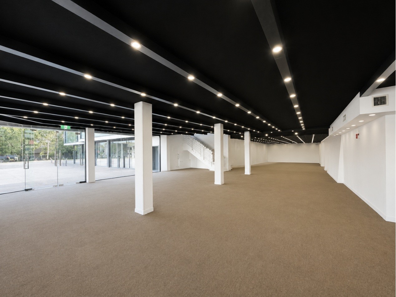 Industrial property for lease in auburn 3