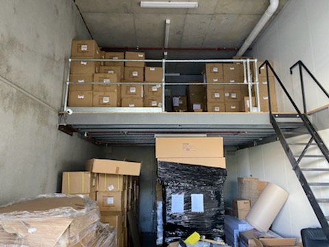 Industrial property for lease in north rocks 1
