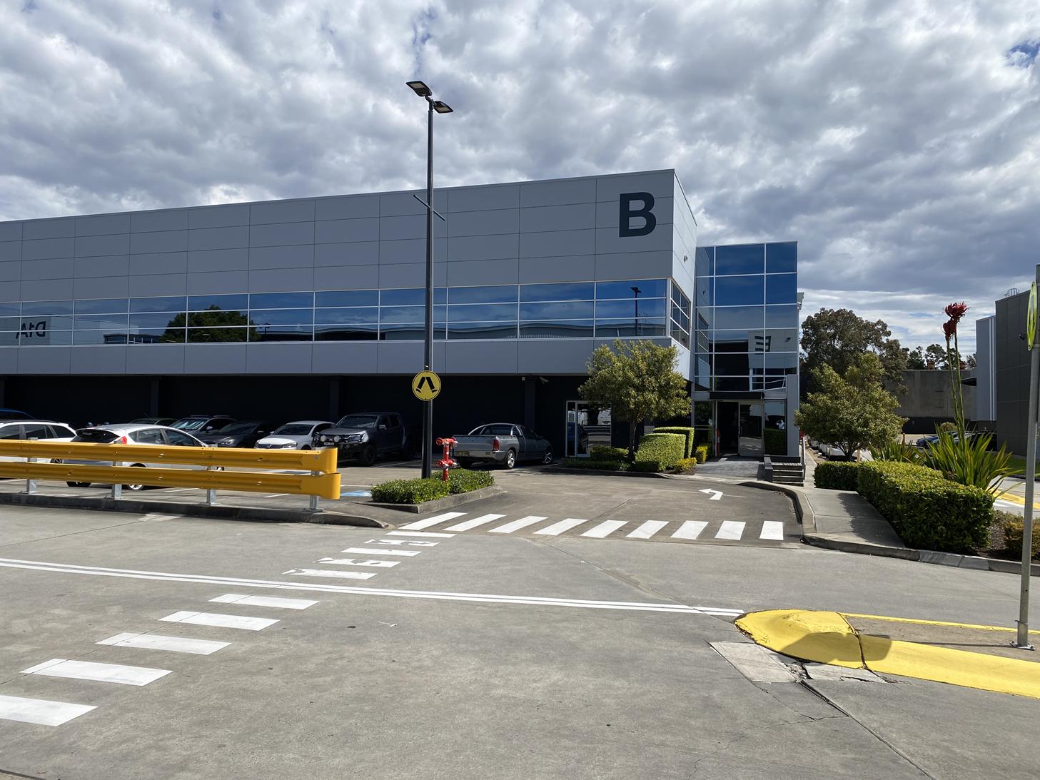 Industrial property for lease in homebush 0